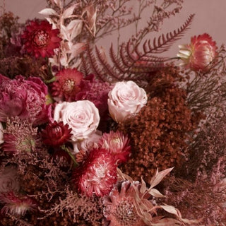 Dried Flowers vs. Preserved Flowers: What’s the Difference?