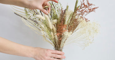 How To Create a Dried Floral Arrangement