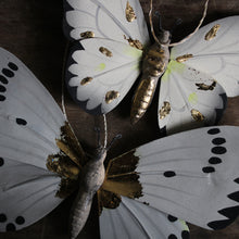 Load image into Gallery viewer, Ornament - Paper Moth
