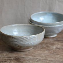 Load image into Gallery viewer, Small Snow White Melt Bowl
