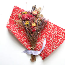 Load image into Gallery viewer, In Rose Bouquet
