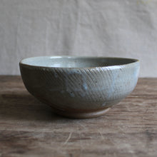 Load image into Gallery viewer, Small Snow White Melt Bowl
