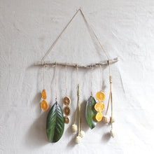 Load image into Gallery viewer, Fruit &amp; Magnolia Hang Down
