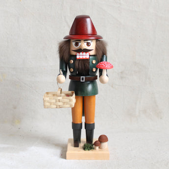 Nutcracker (Kunstgewerbe-Werkstätten Olbernhau)