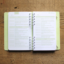 Load image into Gallery viewer, Gardener&#39;s Log Book: A 5-year Planner
