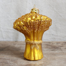 Load image into Gallery viewer, Ornament - Sheaf of Wheat
