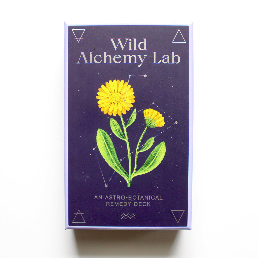 Wild Alchemy Lab : An Astro - Botanical Remedy Deck