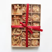 Load image into Gallery viewer, Ornament - Natural Straw
