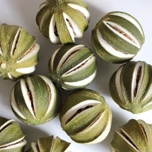 Load image into Gallery viewer, Dried Fruit - Whole Slit Limes
