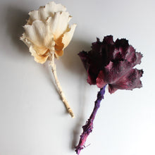 Load image into Gallery viewer, Queen Flower
