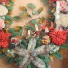 Load image into Gallery viewer, Vintage Wool Wreath - Colorful
