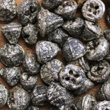 Load image into Gallery viewer, Dried Eucalyptus Pods
