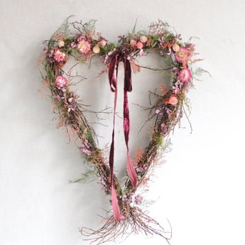 Victorian Romance Wreath 24"