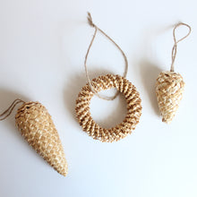 Load image into Gallery viewer, Ornament - Natural Straw
