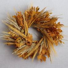 Load image into Gallery viewer, Oak Leaves - Preserved
