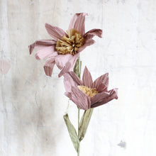 Load image into Gallery viewer, Paper Flower Spray
