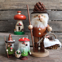 Load image into Gallery viewer, Woodland Smoker - German
