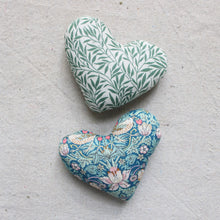 Load image into Gallery viewer, Sachet - Lavender Hearts
