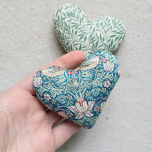 Load image into Gallery viewer, Sachet - Lavender Hearts
