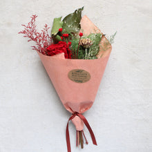 Load image into Gallery viewer, Rosalind Petite Bouquet
