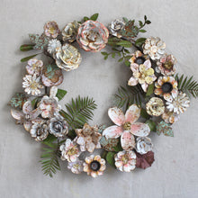 Load image into Gallery viewer, Metal Wreath - In The Ferns 21&quot;
